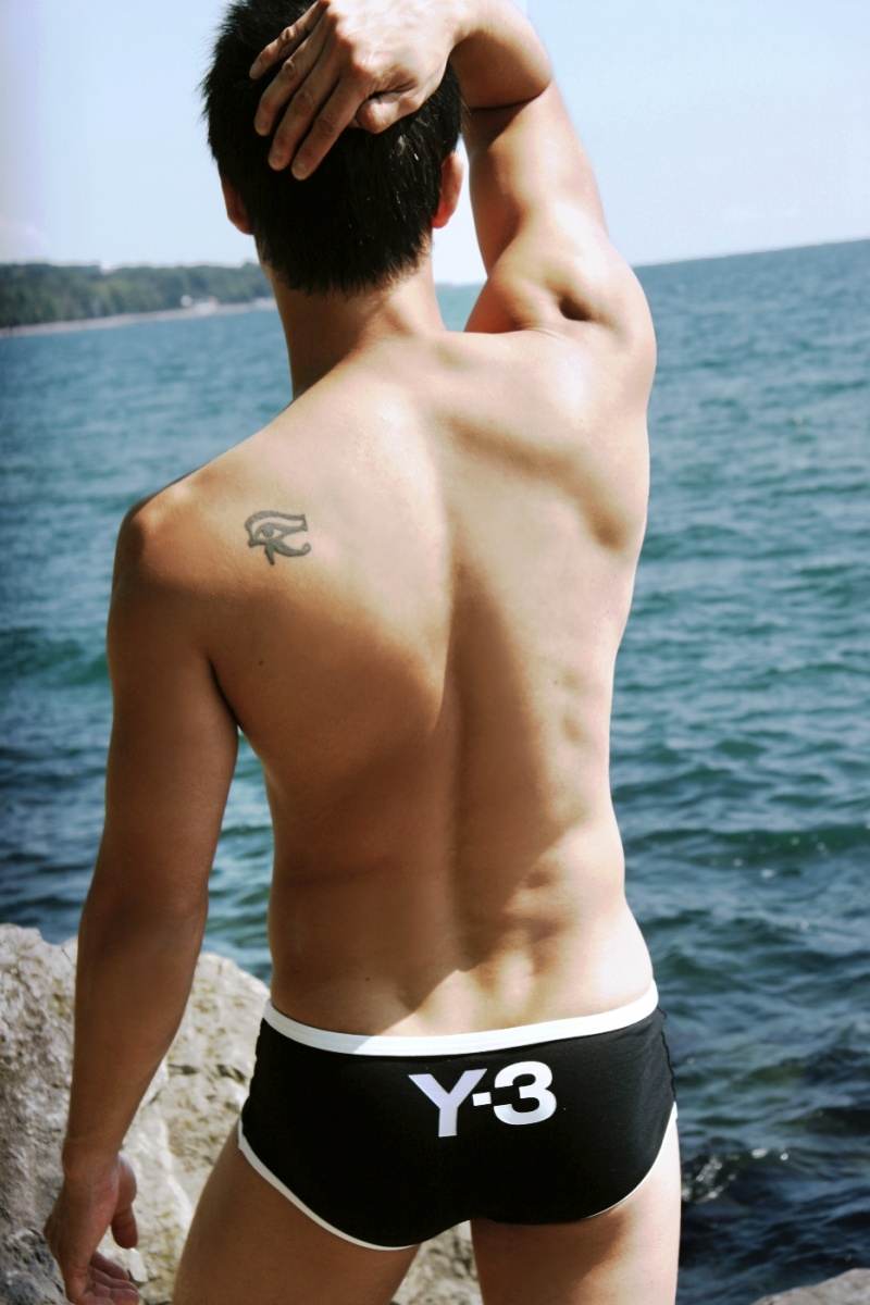 ASIAN HUNK IN SEXY Y3 UNDERWEAR