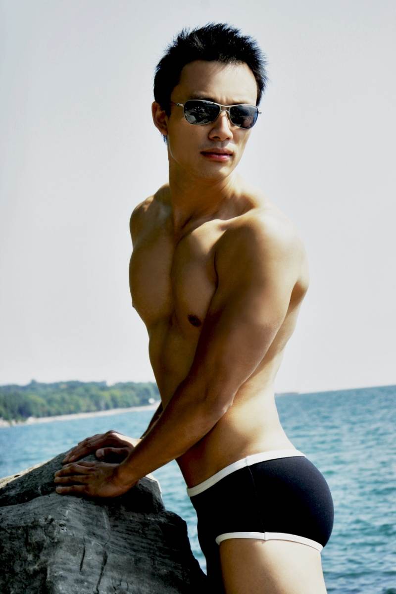 ASIAN HUNK IN SEXY Y3 UNDERWEAR