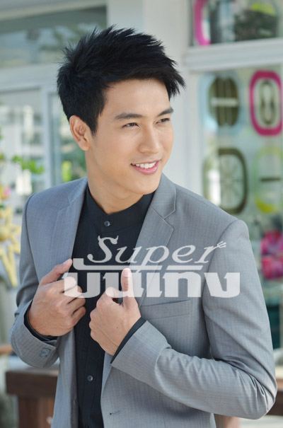 กอล์ฟ อนุวัฒน์ ชูเชิดรัตนา