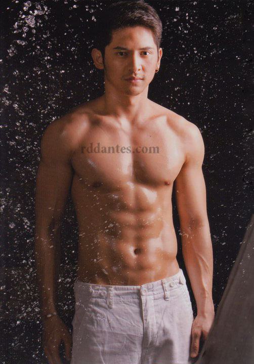 Ahron Villena