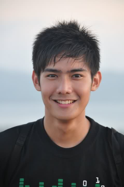 ยิ้มพิมพ์ใจของRobi domingo