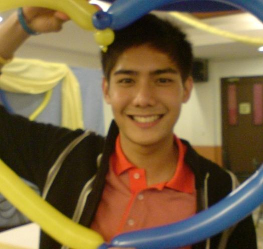 ยิ้มพิมพ์ใจของRobi domingo