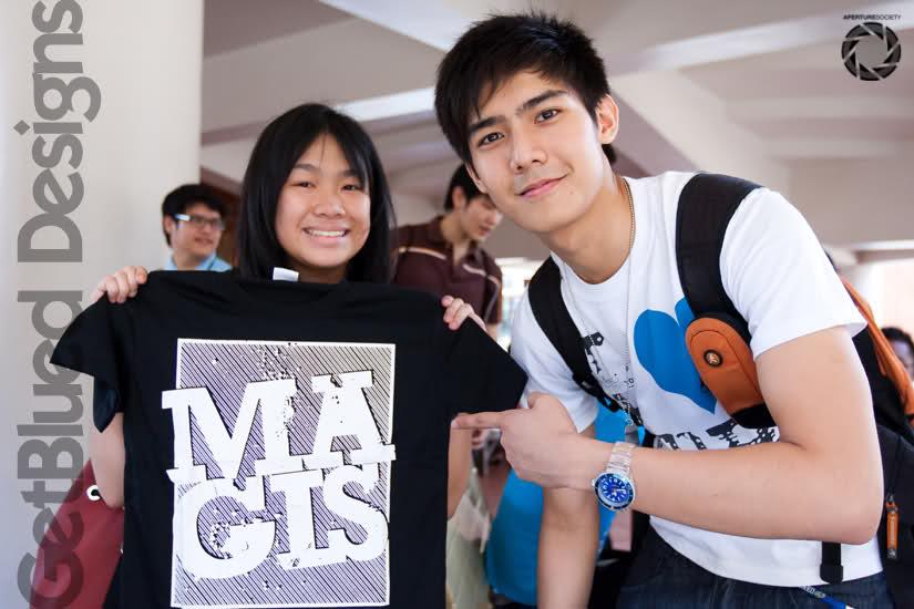 ยิ้มพิมพ์ใจของRobi domingo