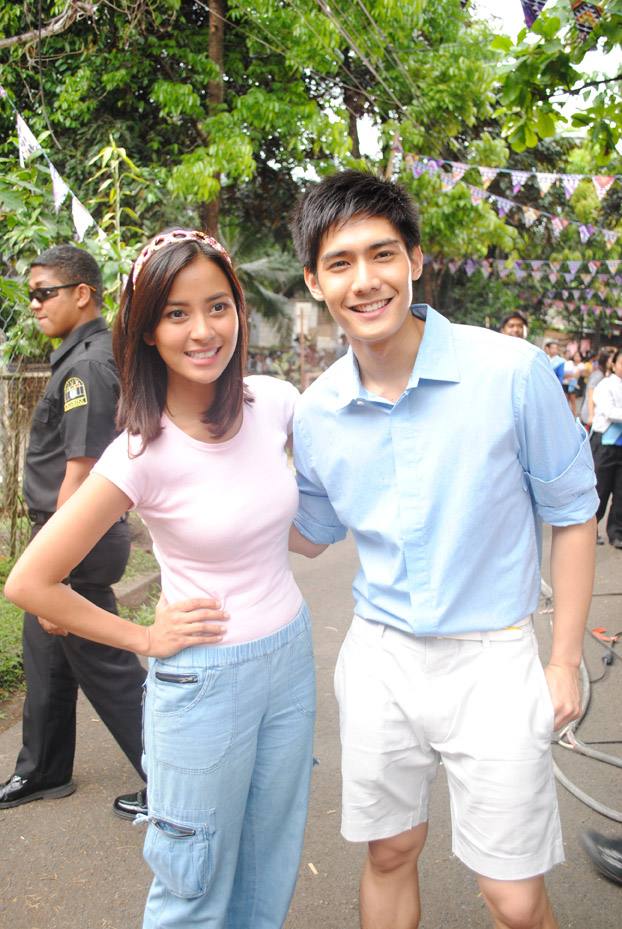 ยิ้มพิมพ์ใจของRobi domingo