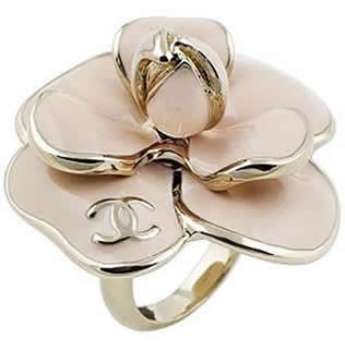 แฟชั่น Chanel Accessories 2012