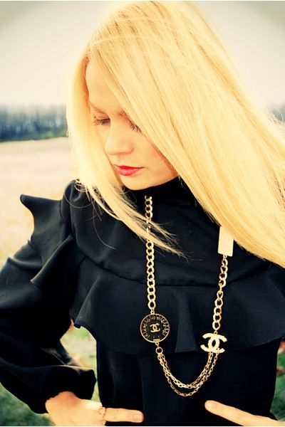 แฟชั่น Chanel Accessories 2012