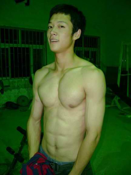 คนรักหนุ่มเซ็กซี่ 220