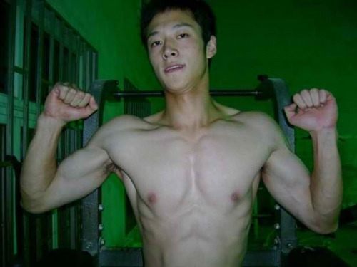คนรักหนุ่มเซ็กซี่ 220