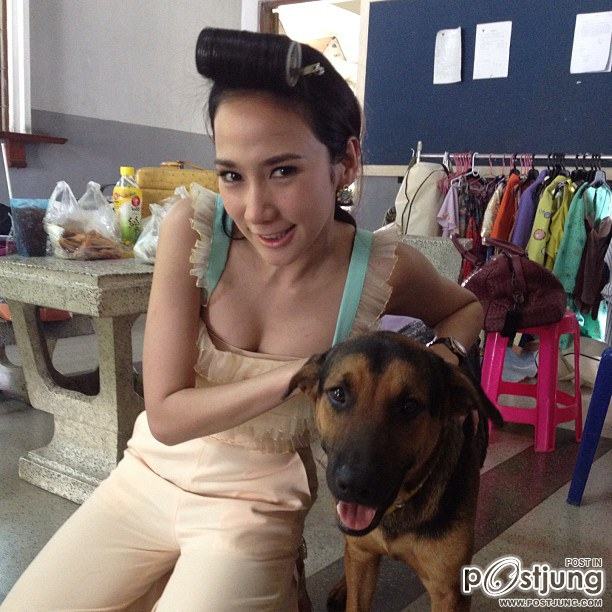 อั้ม พัชราภา กับกระเป๋าสุดหรู Hermes Birkin Himalayan ใบละ 3 ล้าน