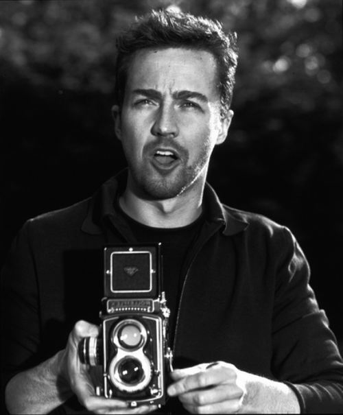 คนดังกับกล้องถ่ายรูป (๒)