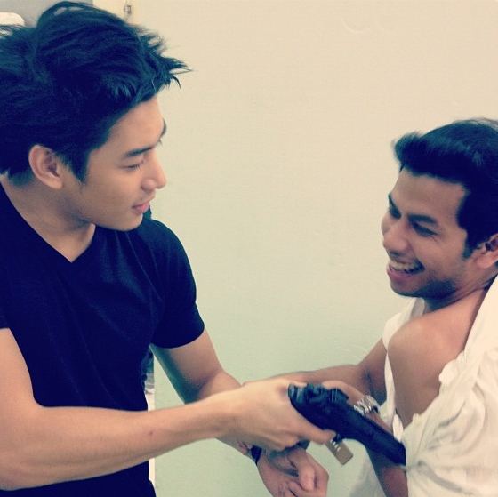 เคน ภูภูมิ อินฯกับเพื่อนๆ