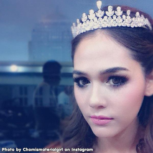 ชมพู่ อารยา สวยตั้งแต่เกิดเลย