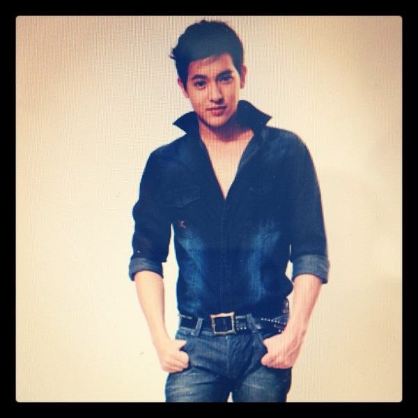 เจมส์ จิรายุ เล่นบทเเทน เคน ใน สุภาพบุรุษจุฑาเทพ