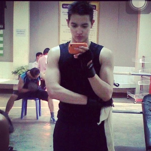 เจมส์ จิรายุ เล่นบทเเทน เคน ใน สุภาพบุรุษจุฑาเทพ
