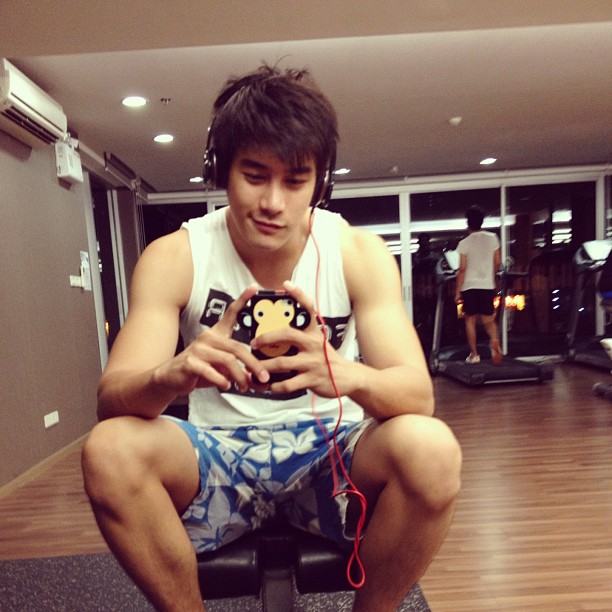 เคน ภูภูมิ