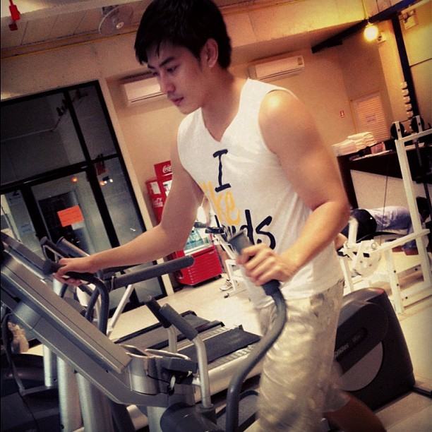 เคน ภูภูมิ