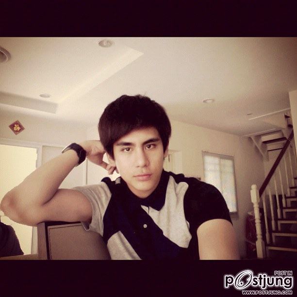 New Pic P'Sun Pitchayadon ดารางานชุกแห่งวิกหมอชิต อาทิ  ขุนเดช ดุจตะวันดั่งภูผา  และหยกเลือดมังกร