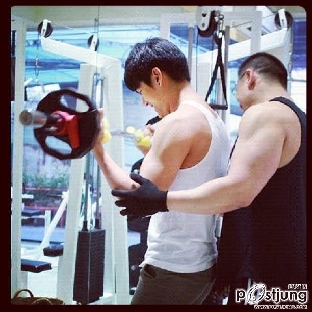 New Pic P'Sun Pitchayadon ดารางานชุกแห่งวิกหมอชิต อาทิ  ขุนเดช ดุจตะวันดั่งภูผา  และหยกเลือดมังกร