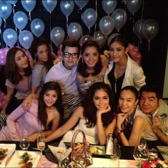 ชมพู่ อารยา ใน Instagram