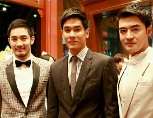 ใครจะไปรังสิตรถจะออกแล้วครับ