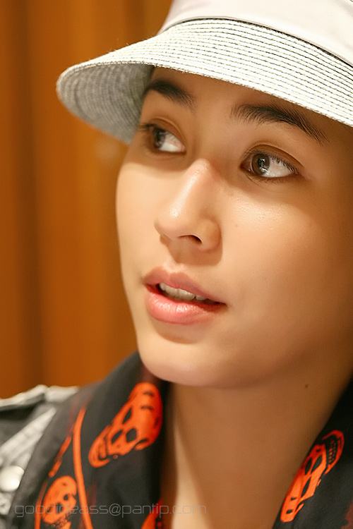 ดาราไม่แต่งหน้าใสๆ :)