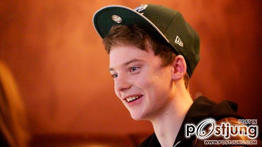 Conor Maynard หนุ่มอังกฤษไฟแรงวัย 18 ปี