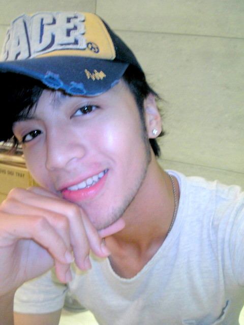 หนุ่มเอเชีย