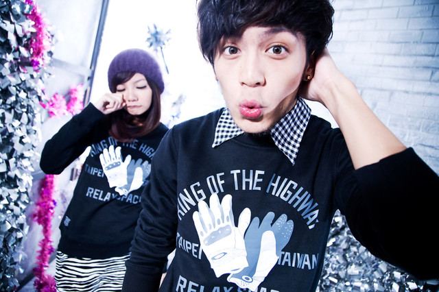 หนุ่มเอเชีย