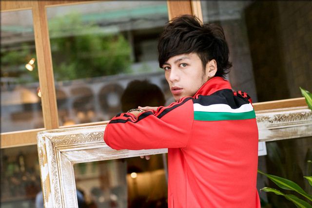 หนุ่มเอเชีย