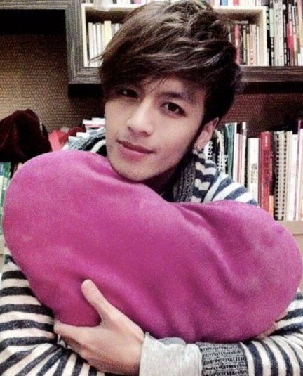 หนุ่มเอเชีย