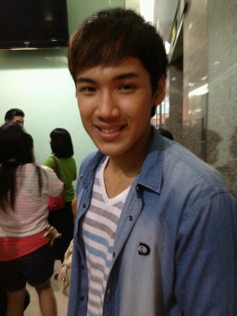 แกงส้ม หน้าซีด.....