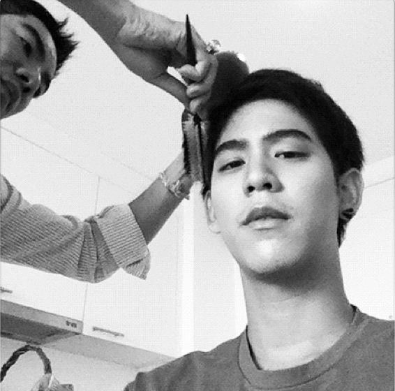 มองมุมไหนก็หล่อ