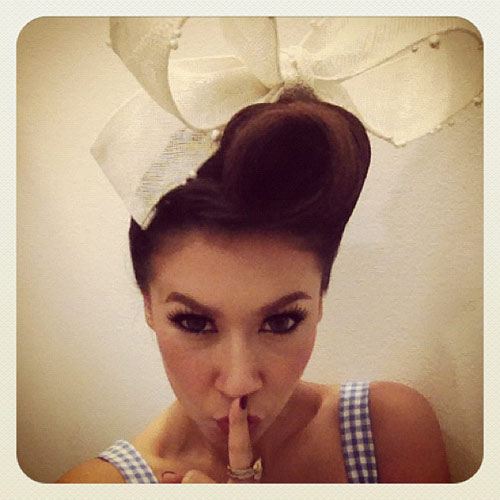 แฟชั่น แอคเซสเซอรี่ประดับผมดารา เริ่ดได้อีก...