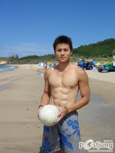 ใครหล่อบ้าง