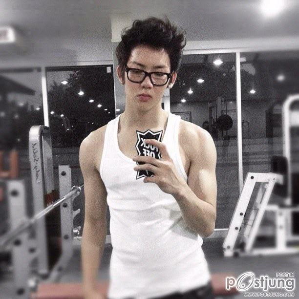 New Pic P'Tomo K-Otic พระเอก MV.Angry Boo ของ 7 สาว Seven Days 2