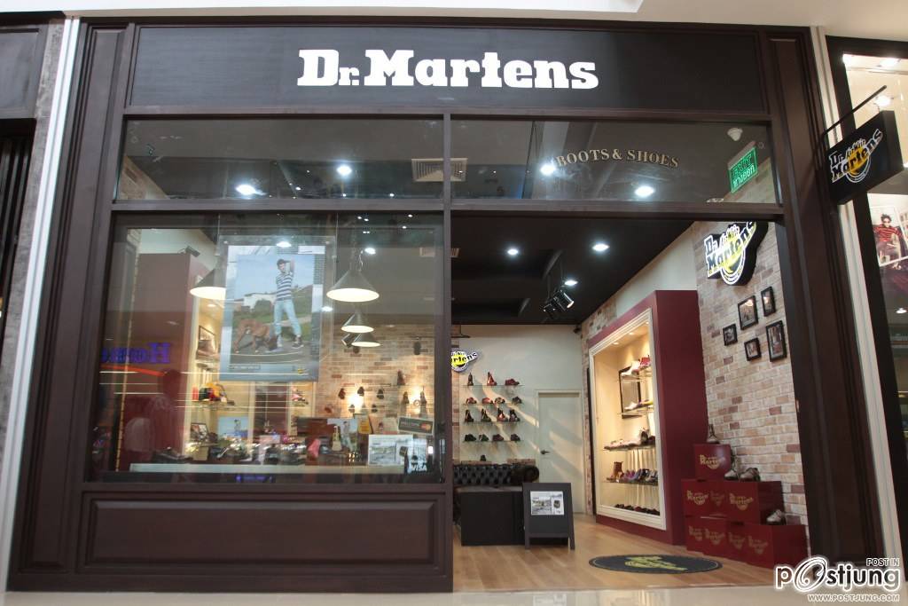 Dr.Martens Stand Alone Shop @Mega Bangna