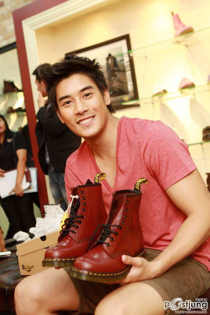เคน ภูภูมิ ร่วมงานเปิด Dr.Martens Stand alone Shop แห่งแรกในเมืองไทย
