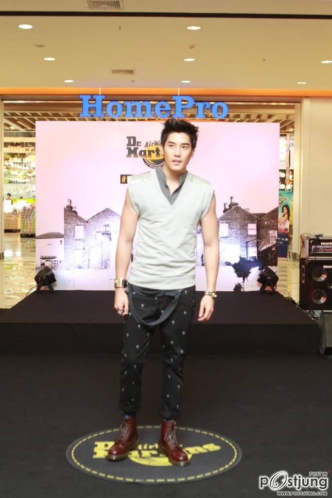 เคน ภูภูมิ ร่วมงานเปิด Dr.Martens Stand alone Shop แห่งแรกในเมืองไทย