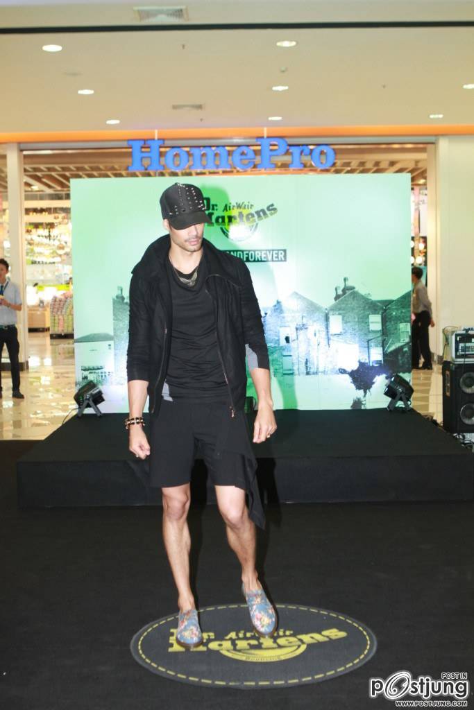 เคน ภูภูมิ ร่วมงานเปิด Dr.Martens Stand alone Shop แห่งแรกในเมืองไทย
