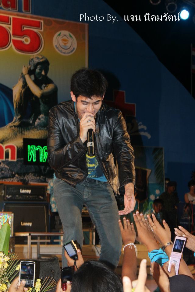 PIC พอร์ช ศรัณย์ งานกาชาดที่สงขลา