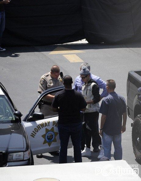 1Justin Bieber Is Having A Bad Day 2 Justin Bieber Shoots a Music Video
