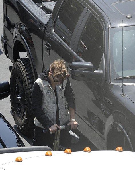 1Justin Bieber Is Having A Bad Day 2 Justin Bieber Shoots a Music Video