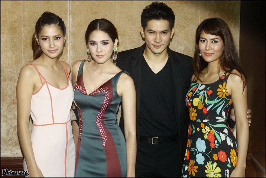 ชมพู่ อารยา ในงานเปิดวิกบิ๊กสาม