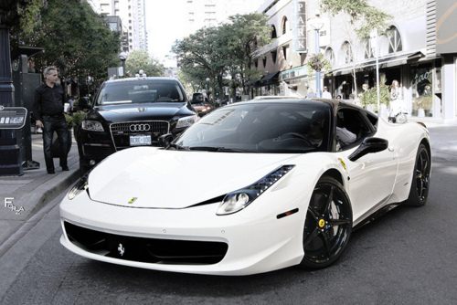 คนรัก รถFerrari