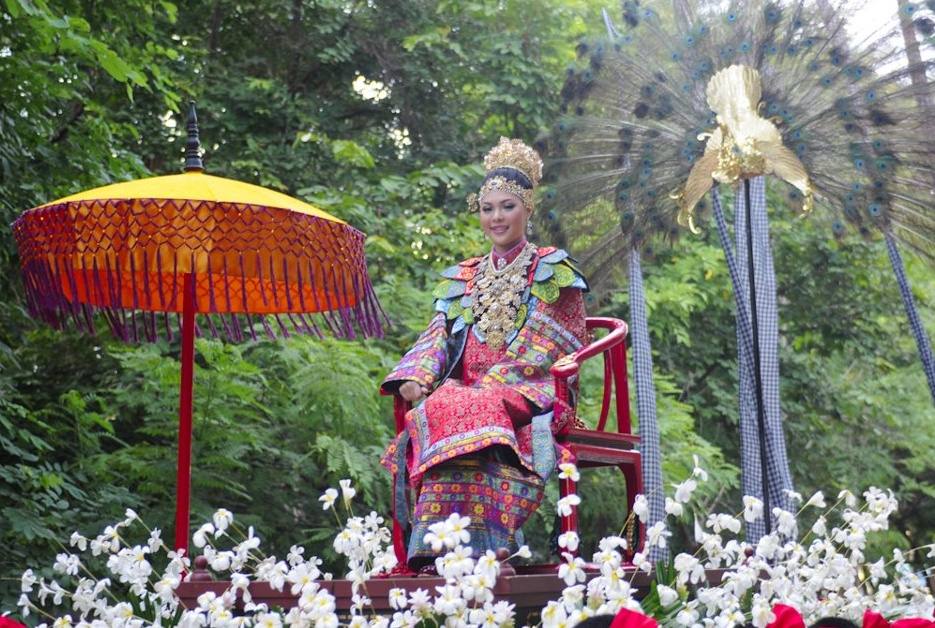 พิธีไหว้ครูวิจิตรศิลป์ มช. 2555