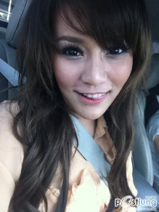 วันริสา เนมิราช   หรือ นก ตีสิบ Instagram