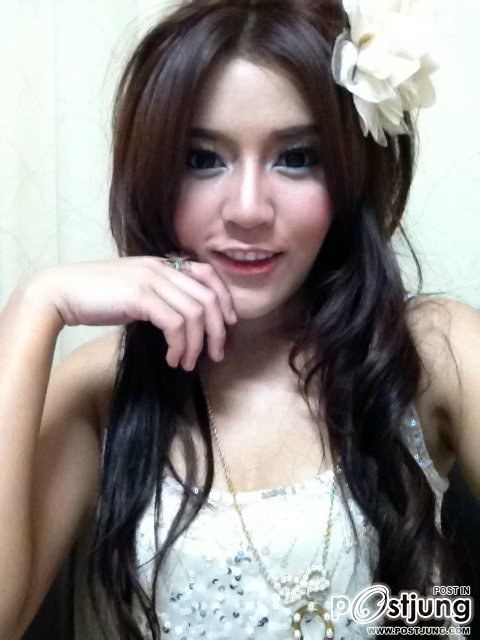 วันริสา เนมิราช   หรือ นก ตีสิบ Instagram