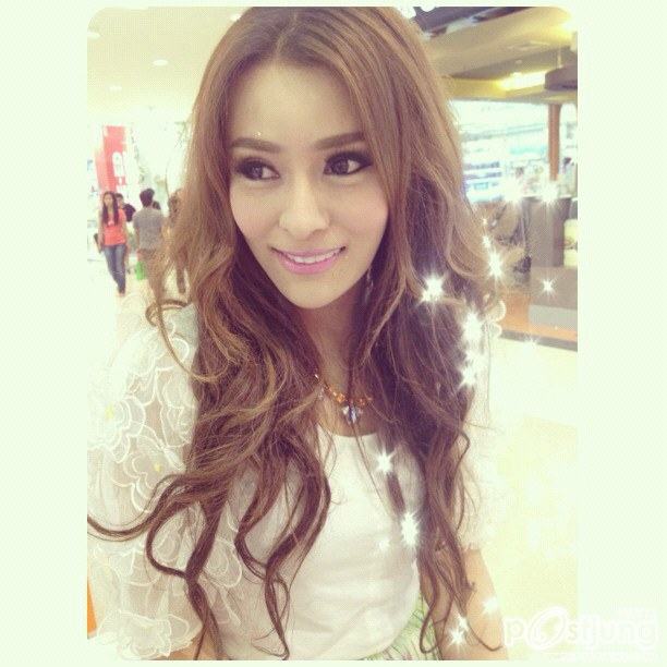 วันริสา เนมิราช   หรือ นก ตีสิบ Instagram