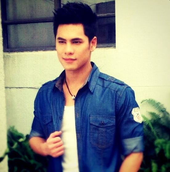 ซี ซิวัฒน์หล่ออะ!!!