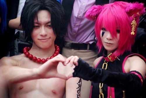 คนรัก หนุ่มแต่งcosplay